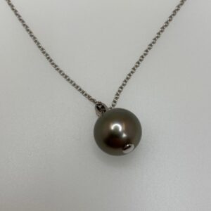 Collier mit Anhänger