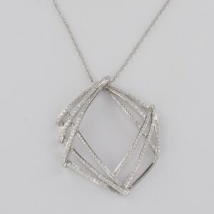 Collier Frieden